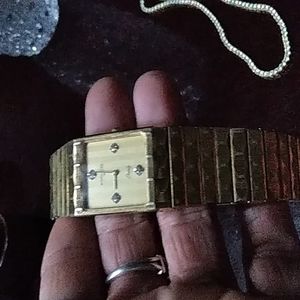 Quarts diamond watch